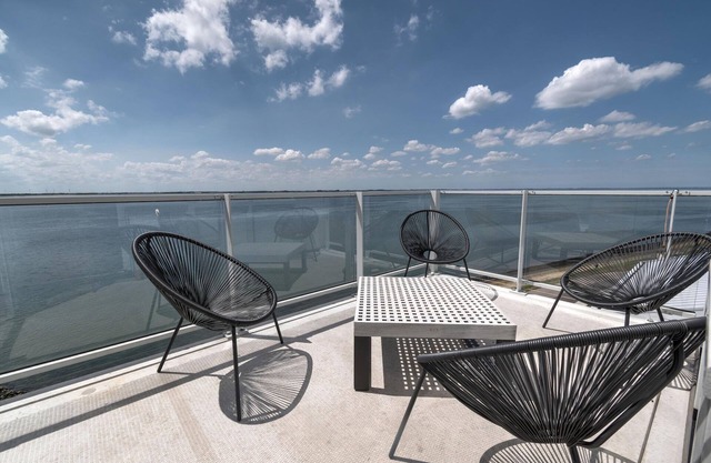 Apartment in Scherpenisse by Oosterschelde