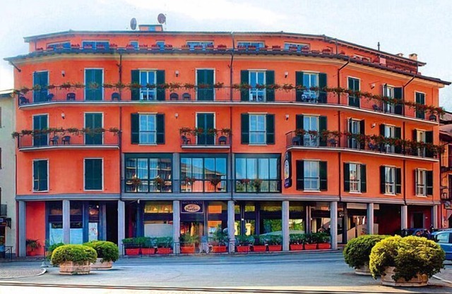 Apartment in the Residence dei Fiori, Baveno