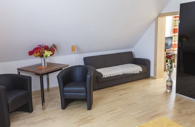Apartment in Tillmitsch / Styria with balcony