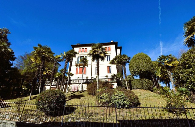 Apartment in Vignone Villa Setting