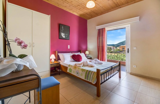Apartment 'Iole' with Sea View, Wi-Fi and Air Conditioning