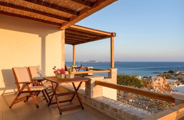 Apartment 'Kalamitsi View 2' with Private Terrace, Wi-Fi and Air Conditioning