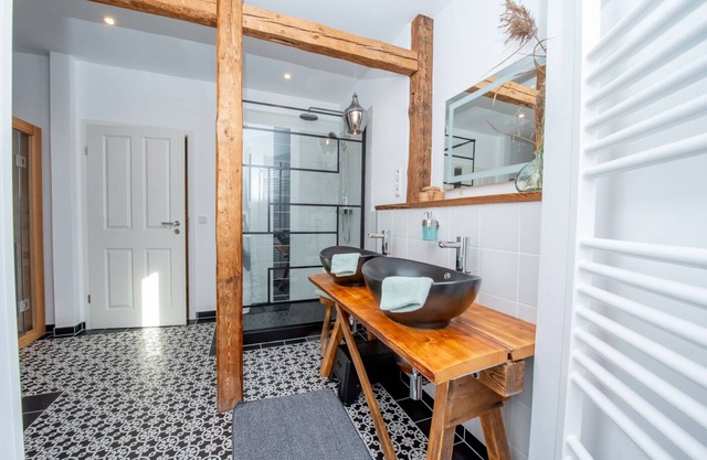 Apartment Kronprinz with infrared sauna in the city center 100m2