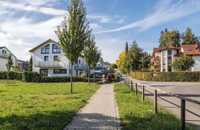 Apartment Lago with Garden, Terrace & Wi-Fi