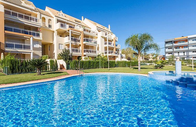 Apartment Los Sauces in Dénia - 6 persons, 3 bedrooms