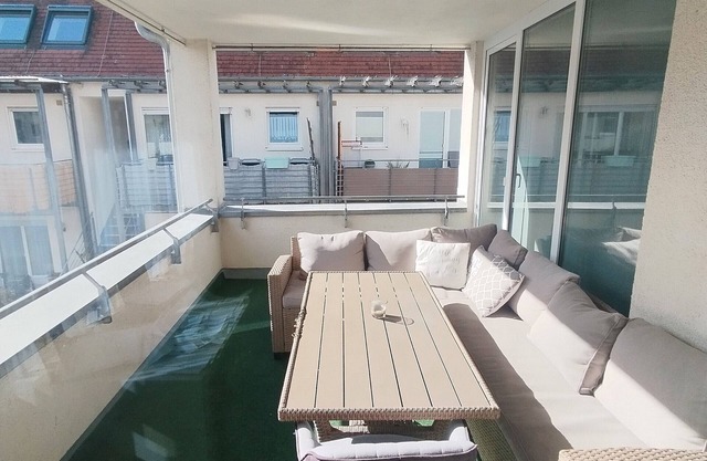 Apartment 'Luxury Lounge 150' with Balcony and Wi-Fi
