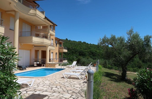 Apartment Magnolia - RAC167 by Interhome