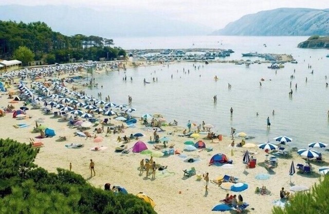 Apartment Maja, (13476), Lopar, Croatia