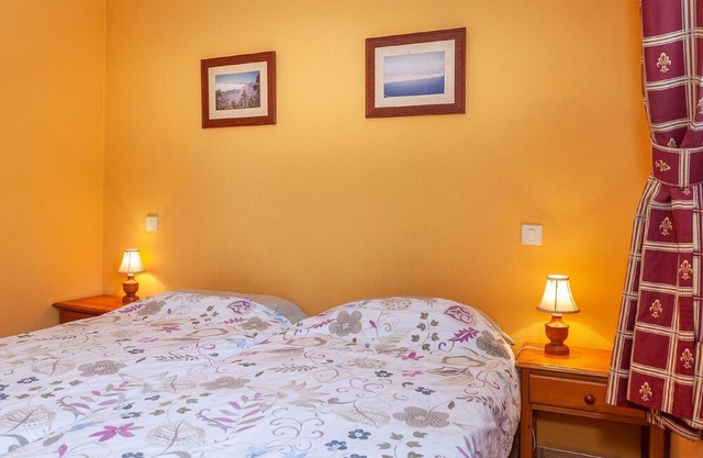 Apartment near the beach, big terrace with nice sea views, wifi and parking