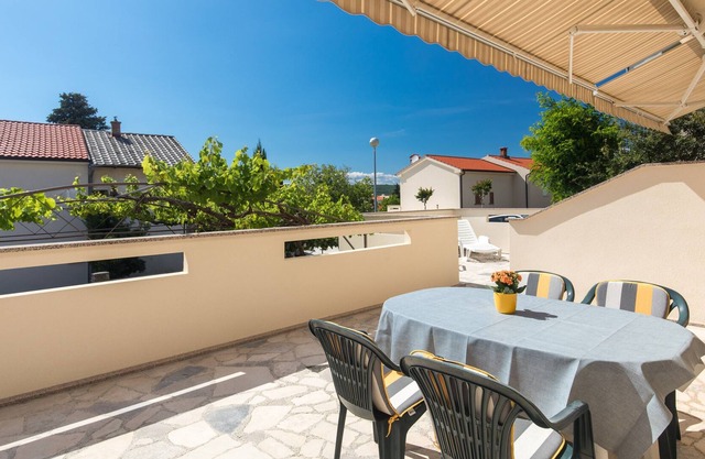 Apartment Nikola with Terrace