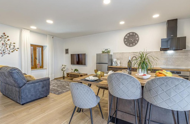 Apartment Nilda II