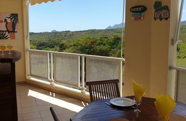 Apartment O Ti Kolibri, secure, cosy and with beautiful view