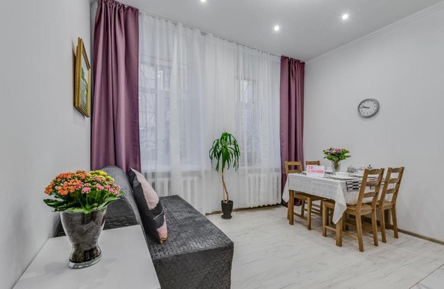 Apartment on Petrogradskaya