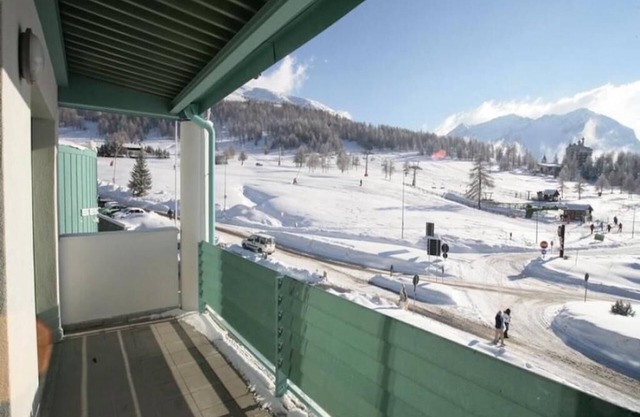 Apartment on the slopes in a 4 * residence