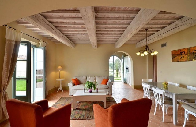 Apartment Pino- Cignella Resort Accommodation in Tuscany