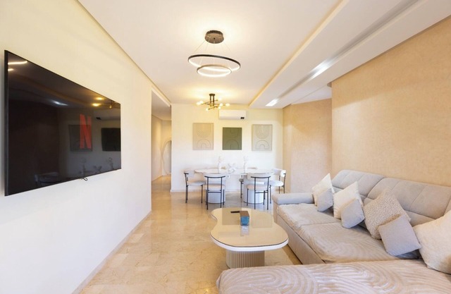 Apartment Prestigia Agate - Golf view, Swimming pool & Comfort in Marrakech