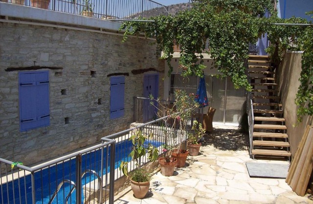 Apartment Sofronis House