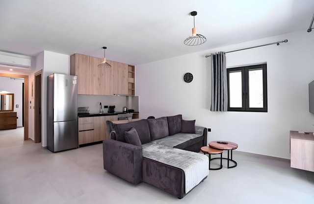 Apartment 'Sokol Stone House 1' with Mountain View, Wi-Fi and Air Conditioning