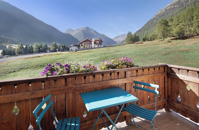 Apartment 'Sole Chalet Martina' with Mountain View, Garden & Wi-Fi