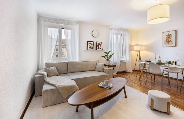 Apartment 'Spa Am Bauhausmuseum' with Balcony and Wi-Fi