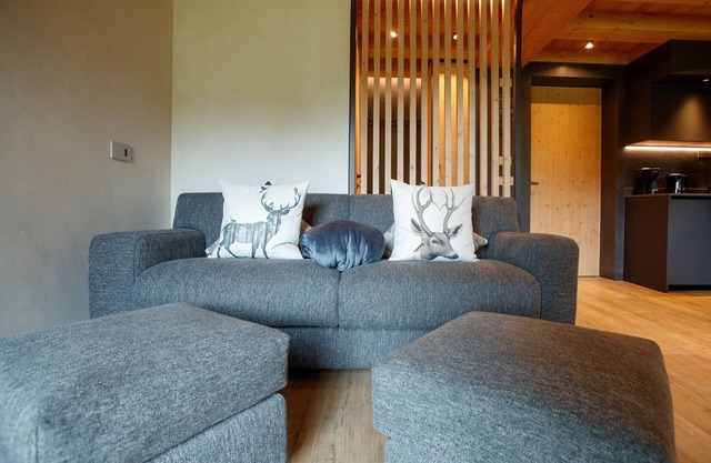 Apartment 'Sun Villa Genf' with Shared Spa area and Garden