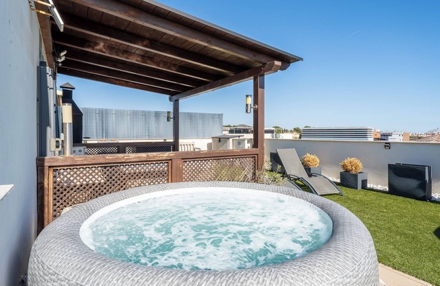 Apartment 'Sunset- Spa and Bbq' with Sea View, Wi-Fi and Air Conditioning