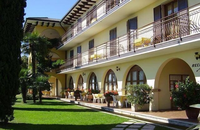 Apartment- Type A6 - Two Bedroom Apartment, Sleeps 6