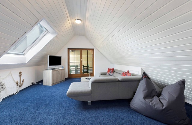 Apartment 'Untersee' with Lake View, Private Terrace and Wi-Fi