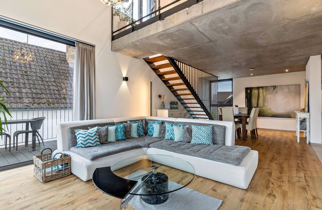 Apartment 'Vica's' with Balcony and Wi-Fi