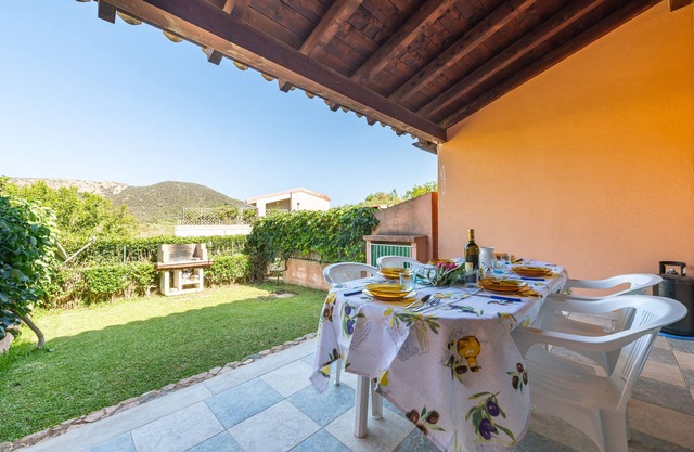Apartment 'Villetta Stella' with Private Terrace, Wi-Fi and Air Conditioning