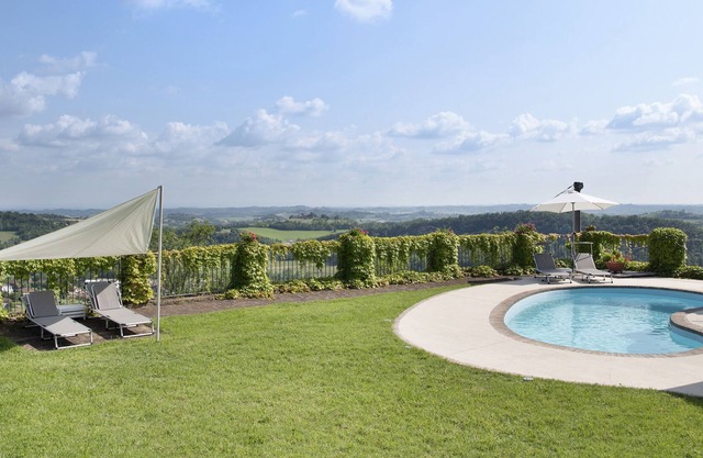 Apartment 'Voglietti 9' with Shared Pool, Shared Garden and Wi-Fi