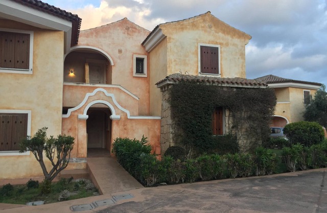 Apartment with garden Cannigione - I.U.N. T4142