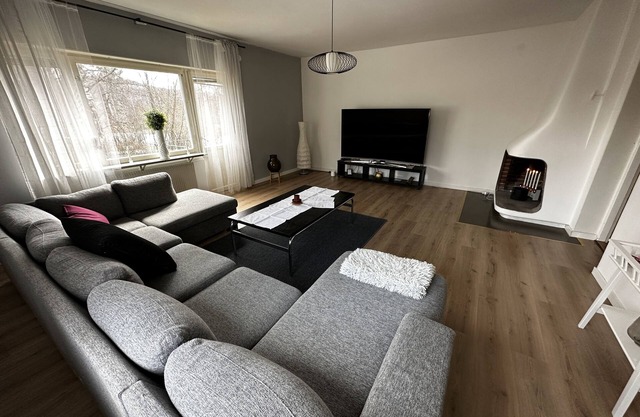 Apartment with open fireplace, balcony, parquet floor and greatest service