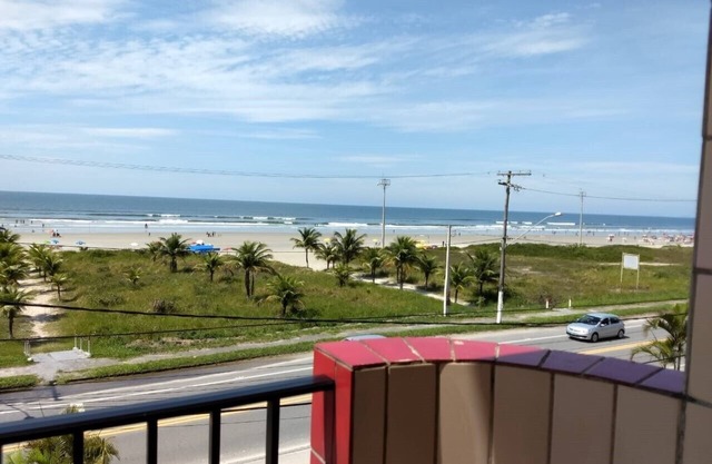 Foot The Sand Sea 