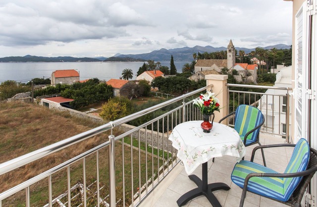 Apartments Ana Lopud - One-Bedroom Apartment with Balcony and Sea View - 4 (2 floor)