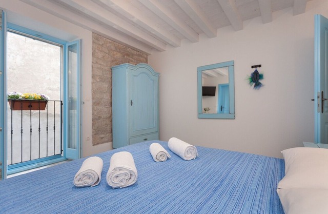 Apartments and rooms, only 50 m from the promenade in Rovinj