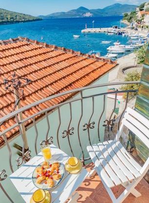 Apartments Bigovo Veljic