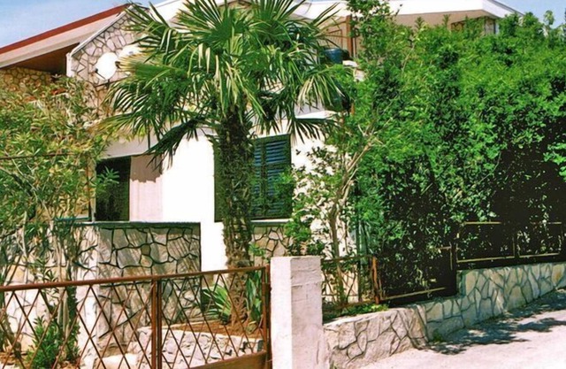 Apartments Fortuna in Pirovac, close to the seabeach