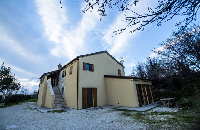 Apartments in a country house 5 minutes from Portonovo