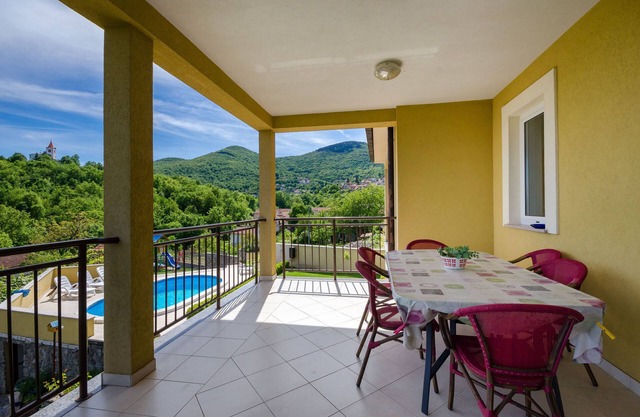 Apartments Sime (86811-A2) - Matulji