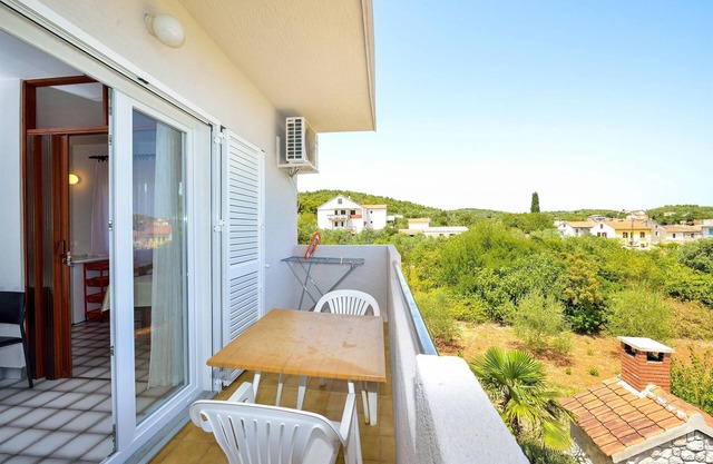 Apartments Villa Ana (20601-A7) - Kukljica