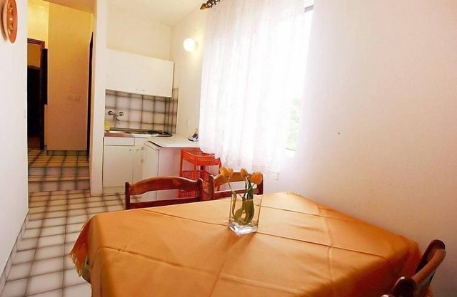 Apartments Villa Ana (20601-A5) - Kukljica