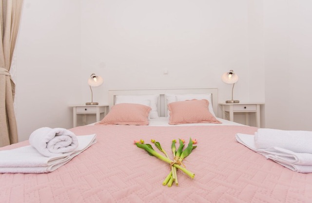 Apartments Villa LA (59731-A1) - Drvenik Veliki