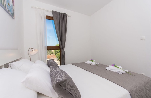 Apartments Villa LA (59731-A3) - Drvenik Veliki