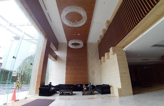 Apatel Elpis Residences 09B01