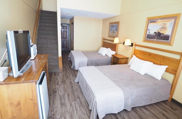 Apex Mountain Inn 
