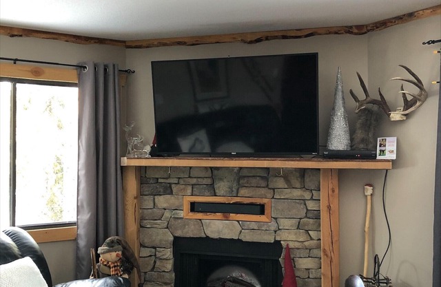 APEXICO2 - Two bedroom condo at Apex Mountain in Strayhorse Condo building