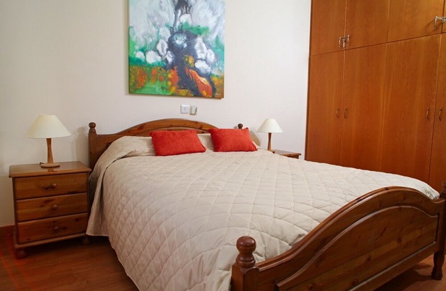 Aphrodite Hills 1 BR APTMT * BEST VALUE AND RESORT LOCATION * Sea + ravine views