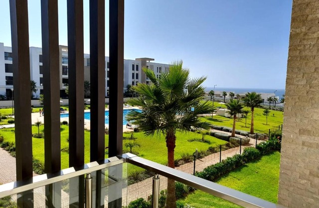 Appartement calme sur mer et piscine