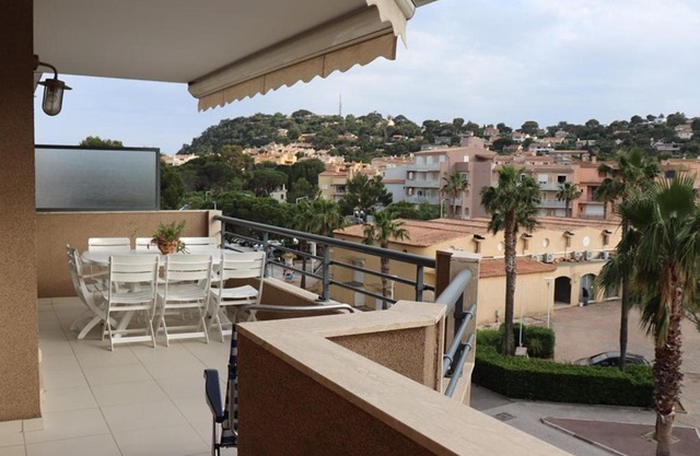 Appartement climatisé avec 2 chambres, terrasse et garage à Cavalaire-sur-Mer - FR-1-100-218
